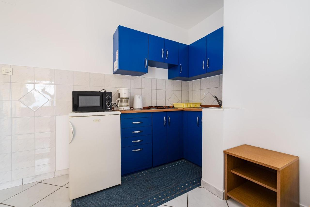 Nice Apartment Silvia Novalja Bagian luar foto